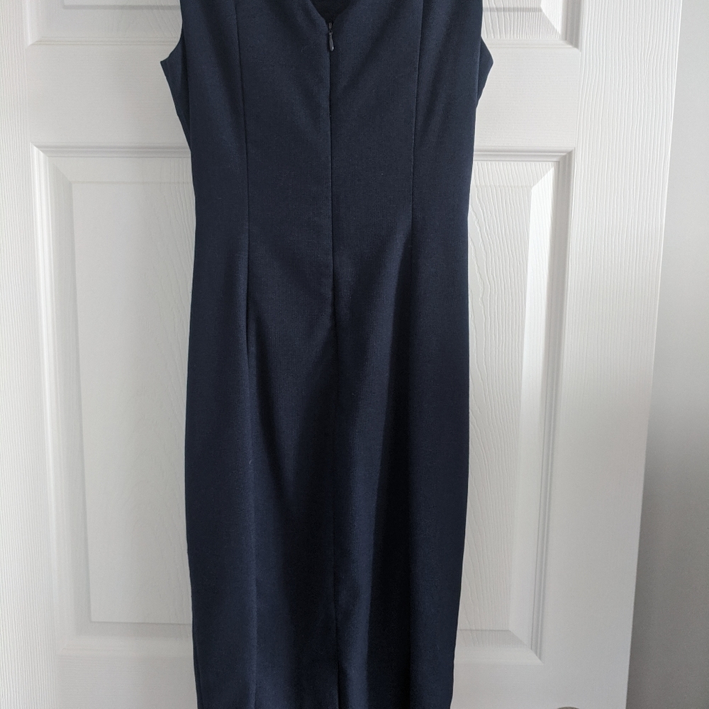 Dress - Picture 2 of 5